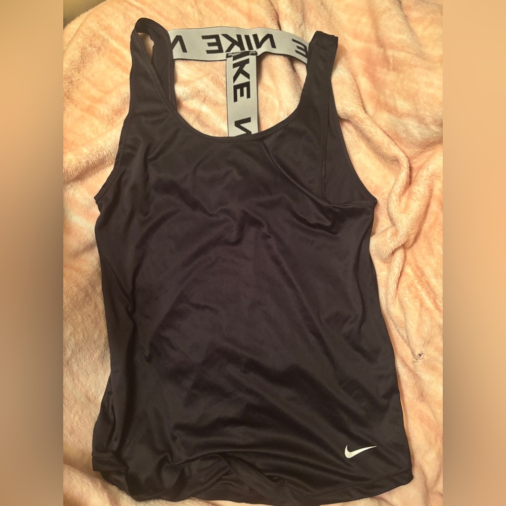 check description! black nike pro fit tanktop